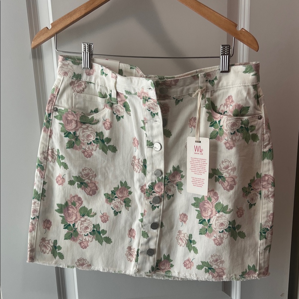 We The Free Floral Button-Front Mini Skirt